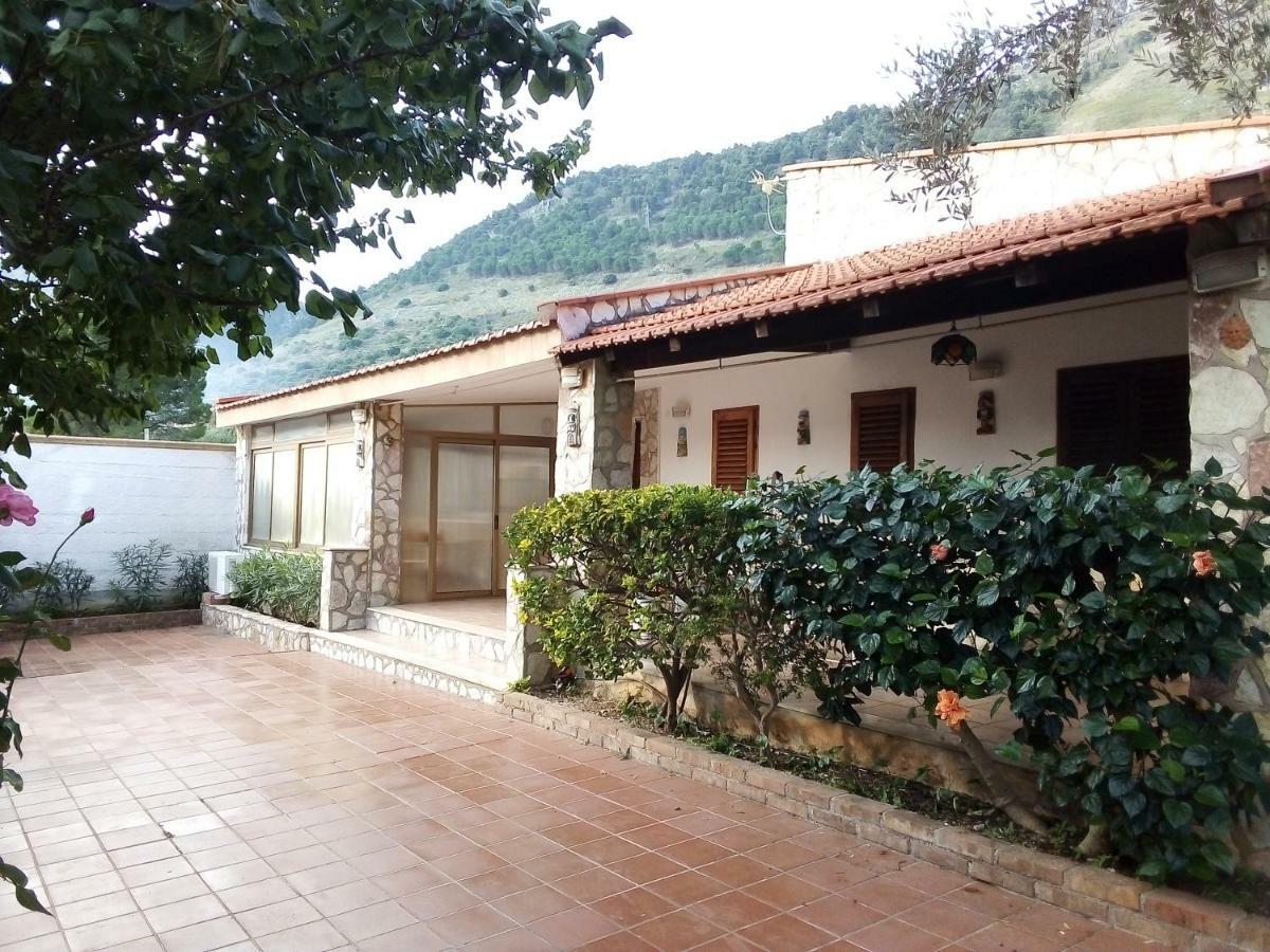 Il Giardino Di Hyccara Villa Carini Eksteriør billede